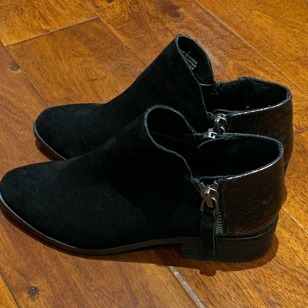 Very Volatile booties